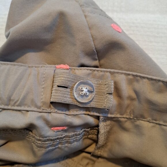 North Face girl's size Small or 7/8 Tan shorts, adjustable waist, VGUC - Picture 4 of 7